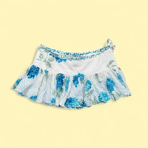 Vintage Y2K Abercrombie & Fitch silk micro skirt floral light blue and white - Picture 3 of 7